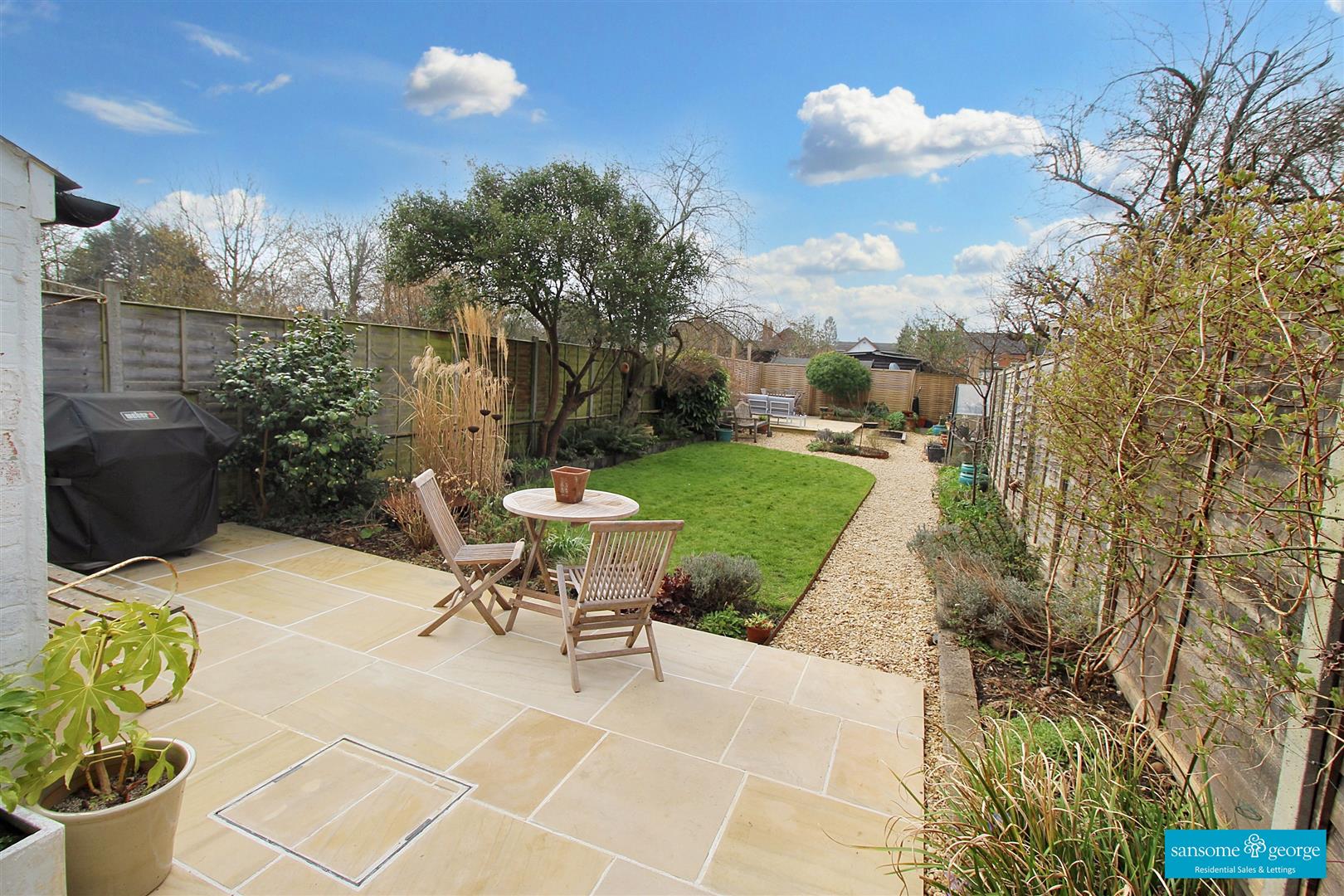 3 bed property in Recreation Road, Reading